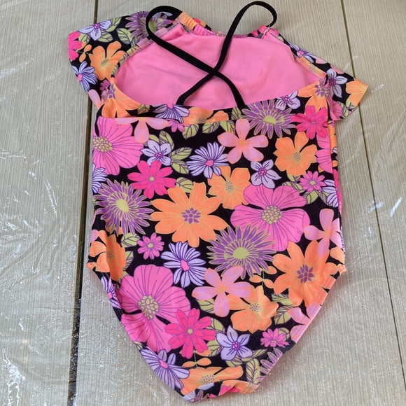 Bikini - Picture 2 of 3